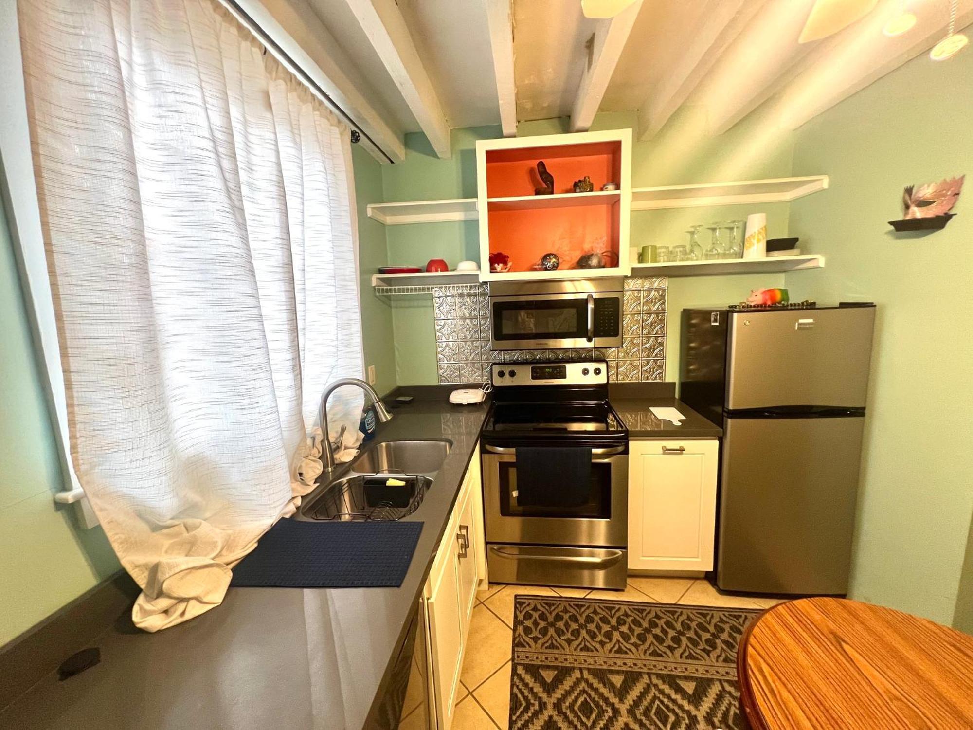 New Orleans French Quarter Inn Екстер'єр фото